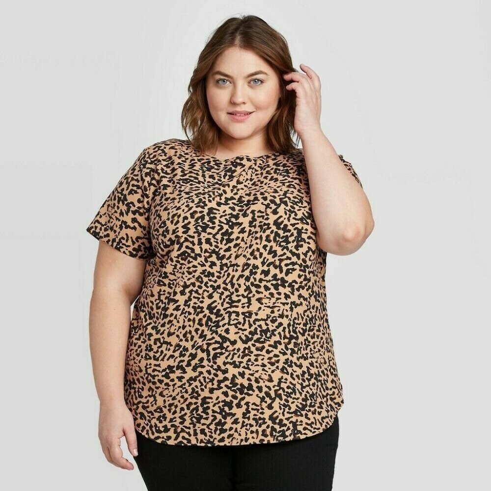 Ava & Viv Blouse‎ Womens 4X Tan Excellent Leopard Print Button Back Short Sleeve